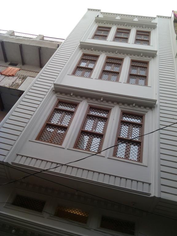 Dynasty Guest House Варанаси Екстериор снимка
