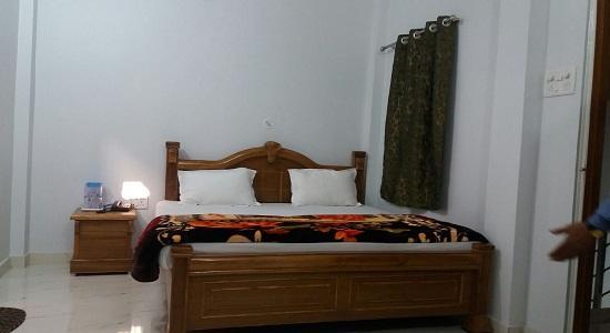 Dynasty Guest House Варанаси Екстериор снимка